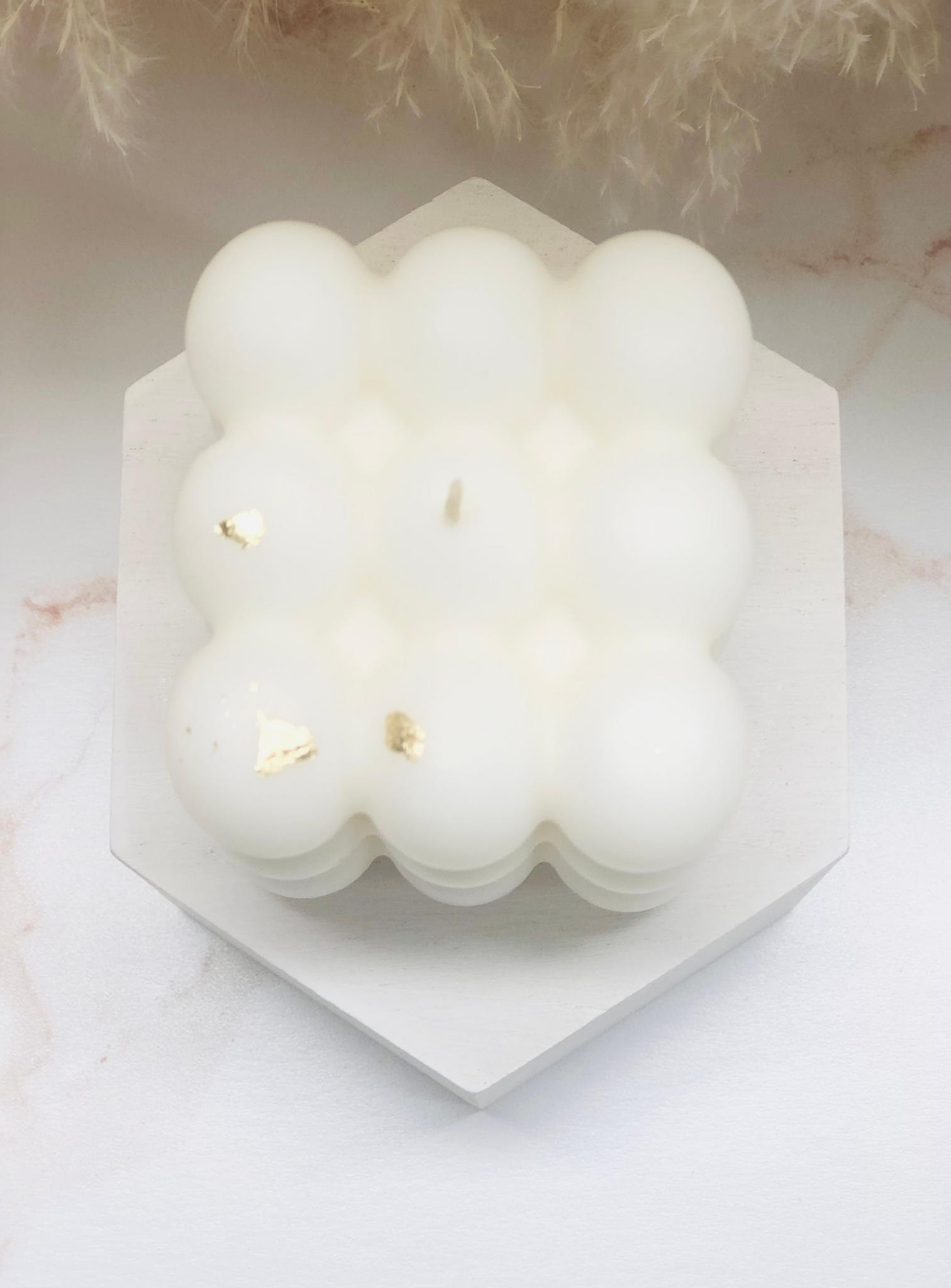 Signature Bubble cube candle – All4candle